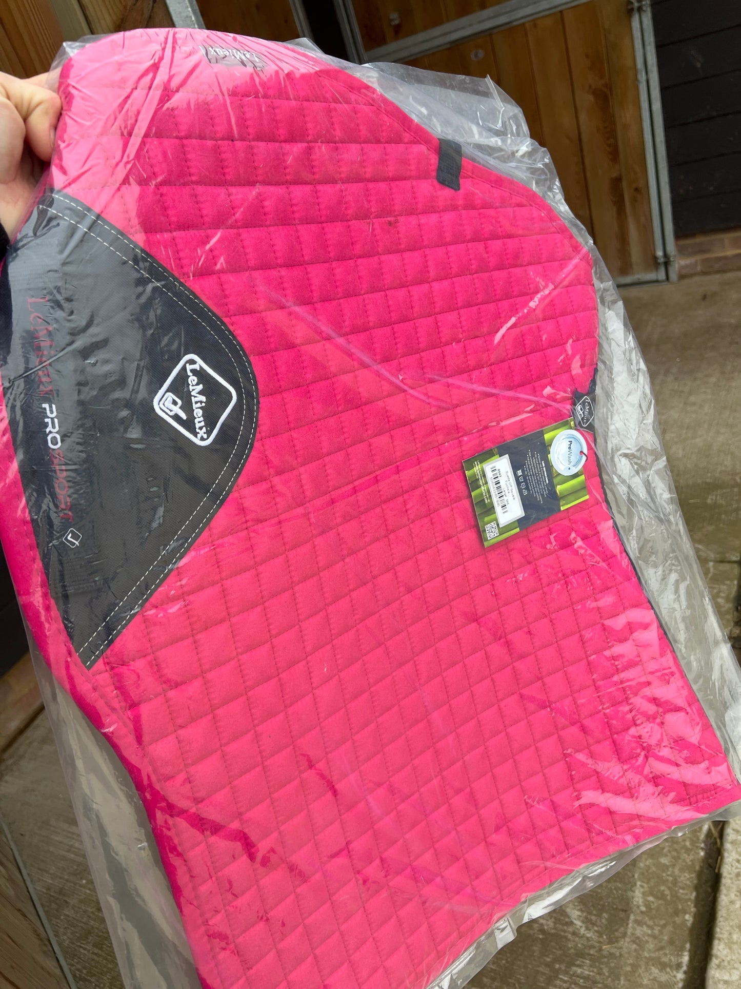 Lei Mieux Fushia Saddlepad