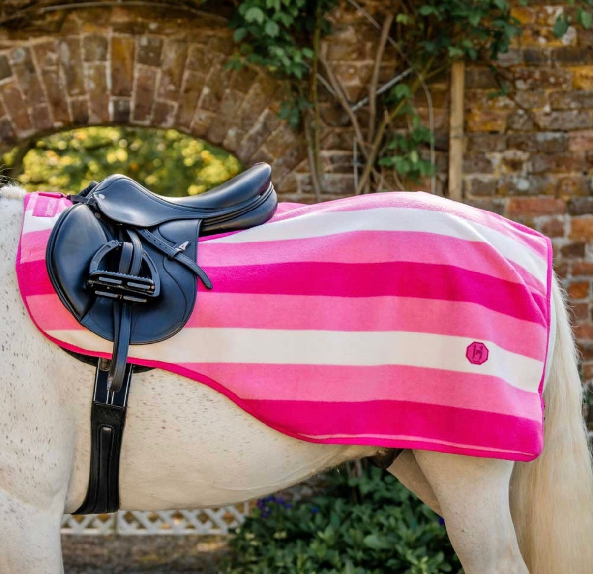 Horseware Newmarket Excercise Sheet - Whitney Pink